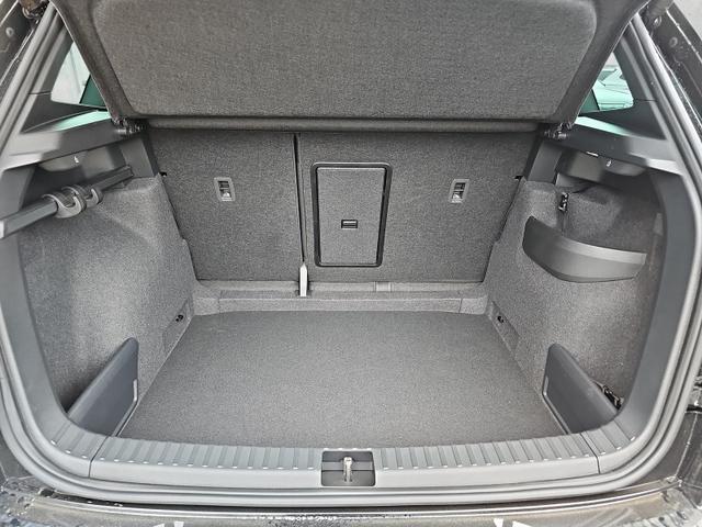 Skoda Karoq Sportline 4x4 2.0 TSI DSG Leder AHK Pano 