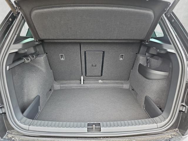 Skoda Karoq Sportline 4x4 2.0 TSI DSG / Leder Pano 