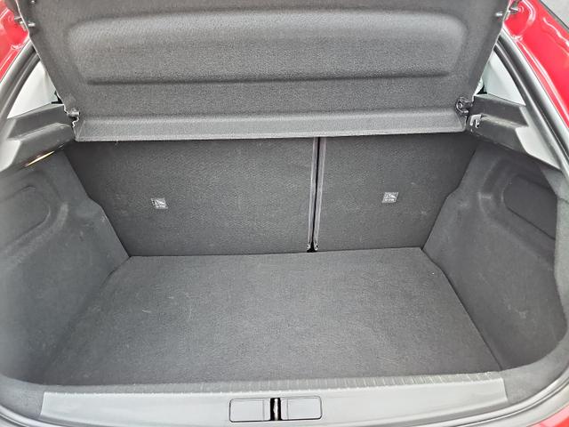 Opel Corsa Elegance 1.2T 5türig Navi / Rückfahrkamera 