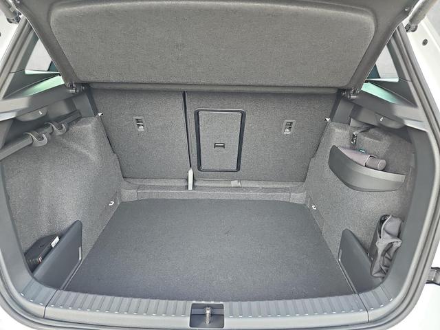 Skoda Karoq Sportline 4x4 2.0 TSI DSG Leder AHK Pano 