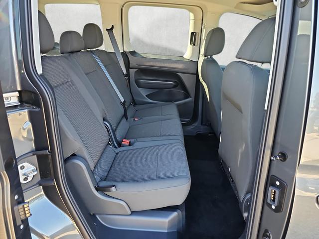 Volkswagen Caddy Basis 1.5 TSI DSG Family 5-Si ACC / AHK Kamera 