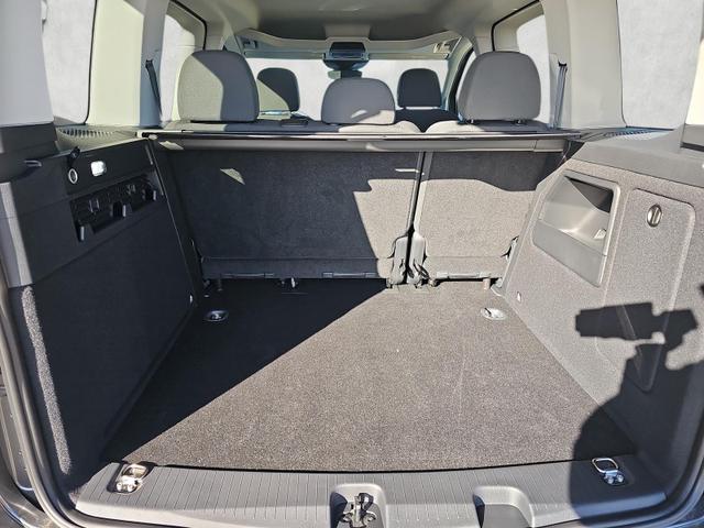 Volkswagen Caddy Basis 1.5 TSI DSG Family 5-Si ACC / AHK Kamera 