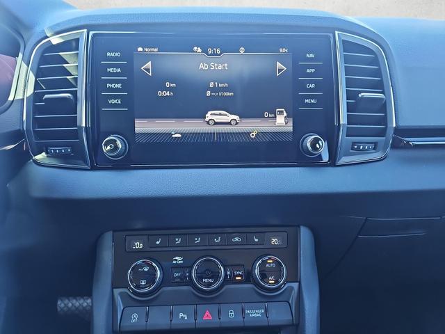 Skoda Karoq Drive 4x4 2.0 TDI DSG Selection ACC AHK Kamera 