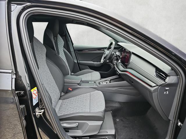 Skoda Octavia Combi 1.5 TSI mHEV 110 kW Sportline eTSI DSG Pano AHK 