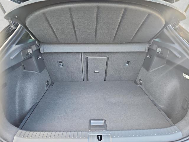 Cupra Formentor 1.5 eTSI 110 kW DSG ACC LightAssist KeylessGo 