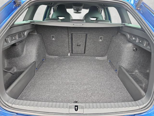 Skoda Octavia Combi 1.5 TSI mHEV 110 kW Sportline eTSI DSG Matrix AHK 