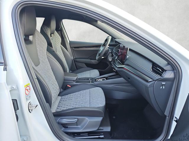Skoda Octavia Combi 1.5 TSI mHEV 110 kW Sportline eTSI DSG Matrix AHK 