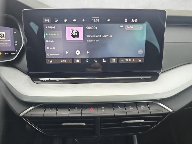 Skoda Octavia Combi 2.0 TDI 110 kW Selection DSG AHK / Kamera 