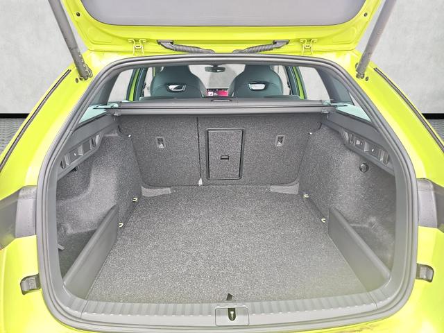 Skoda Octavia Combi 1.5 TSI mHEV 110 kW Sportline eTSI DSG Pano AHK 