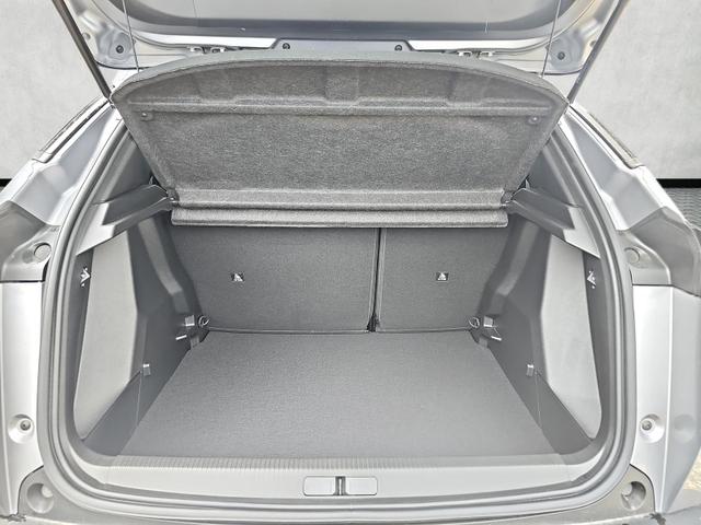 Peugeot 2008 Allure 1.2 PureTech / Mirrorscreen SHZ 