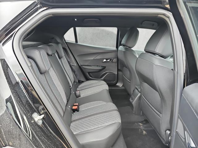 Peugeot 2008 Allure 1.2 PureTech / Mirrorscreen SHZ 