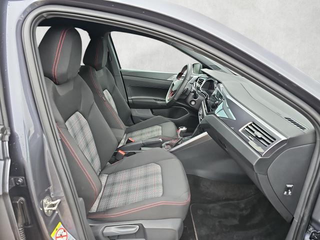 Volkswagen Polo GTI 2.0 TSI DSG IQLight IQDrive AppConnect 