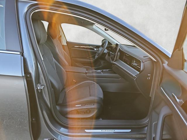 Volkswagen Passat Variant 2.0 TDI 110 kW Elegance DSG / Head-up 