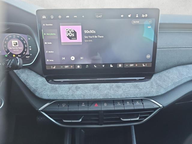 Skoda Octavia Combi 2.0 TDI 110 kW Selection DSG Navi ACC AHK 