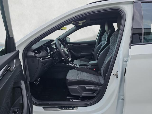 Skoda Octavia Combi 1.5 TSI mHEV 110 kW Sportline eTSI DSG Pano AHK 