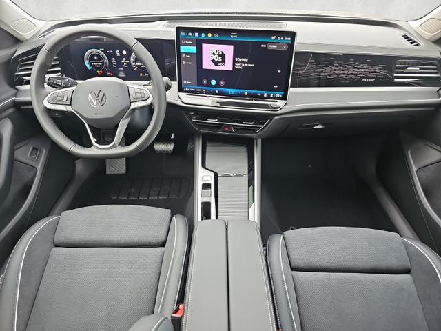 Volkswagen Passat Variant 2.0 TDI 110 kW Elegance DSG IQ.Light AHK 