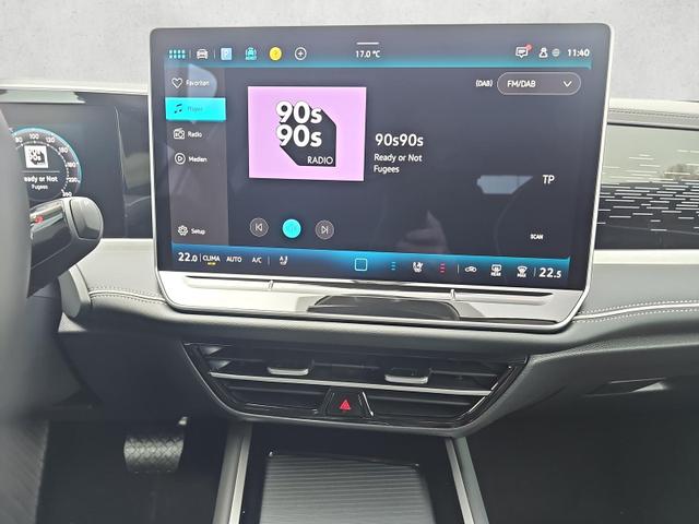 Volkswagen Passat Variant 2.0 TDI 110 kW Elegance DSG IQ.Light AHK 