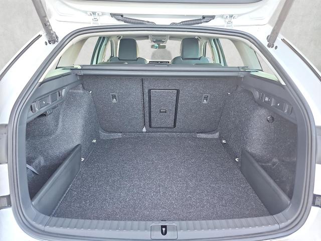 Skoda Octavia Combi 2.0 TDI 110 kW Selection DSG Navi Kessy 