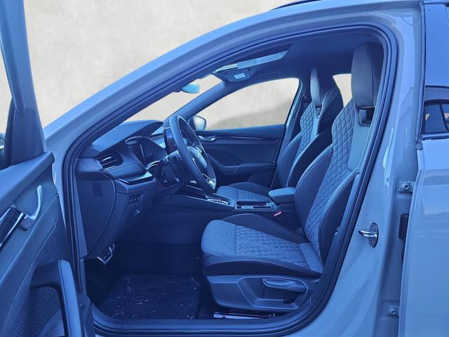 Skoda Octavia Combi 2.0 TSI 150 kW 4x4 Sportline DSG AHK schw 