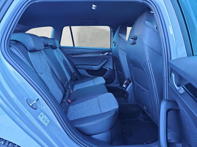 Skoda Octavia Combi 2.0 TSI 150 kW 4x4 Sportline DSG AHK schw 