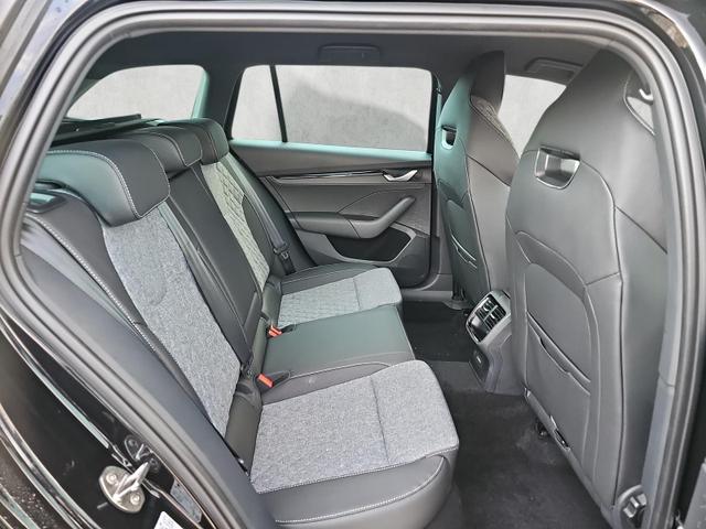 Skoda Octavia Combi 2.0 TSI 150 kW 4x4 Sportline DSG AHK Kessy 