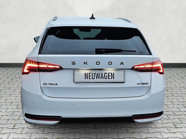 Skoda Octavia Combi 1.5 TSI mHEV 110 kW Sportline eTSI DSG Matrix 4JGa 