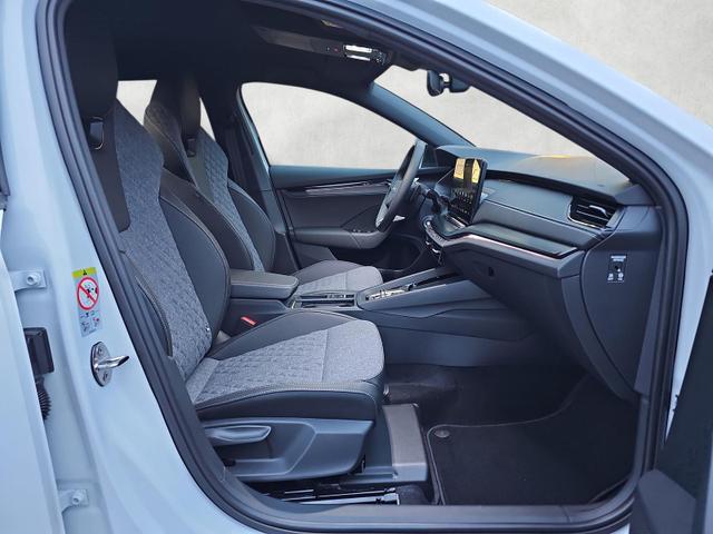 Skoda Octavia Combi 1.5 TSI mHEV 110 kW Sportline eTSI DSG Matrix 4JGa 