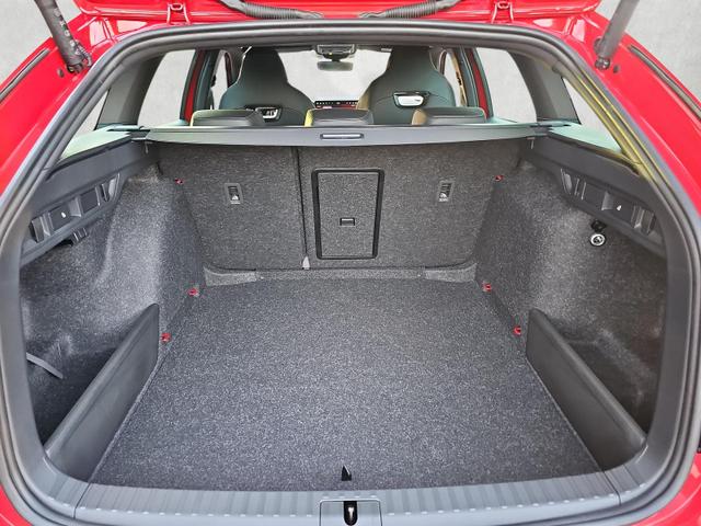 Skoda Octavia Combi 1.5 TSI mHEV 110 kW Sportline eTSI DSG Matrix 4JGa 