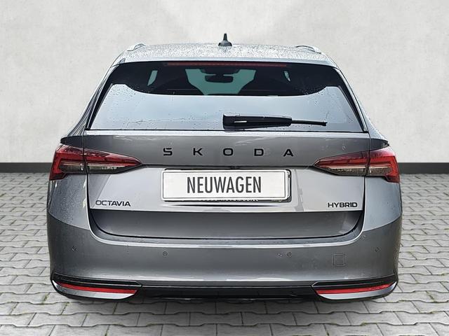 Skoda Octavia Combi 1.5 TSI mHEV 110 kW Sportline eTSI DSG Matrix AHK 