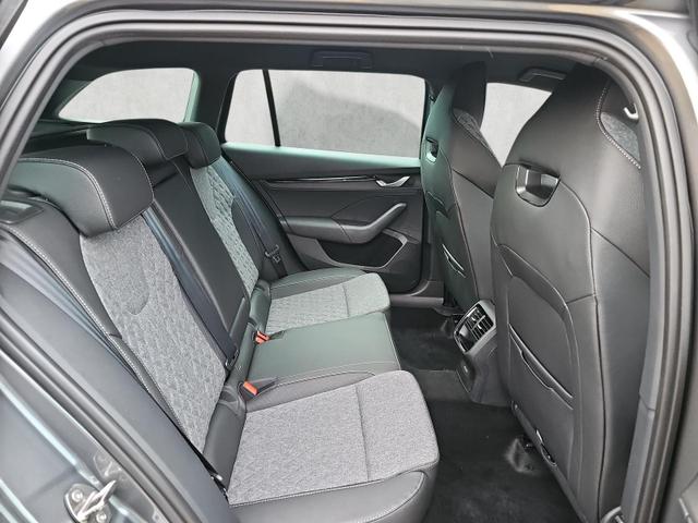 Skoda Octavia Combi 1.5 TSI mHEV 110 kW Sportline eTSI DSG Matrix AHK 