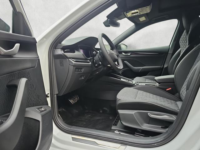 Skoda Octavia Combi 1.5 TSI mHEV 110 kW Sportline eTSI DSG Pano AHK 