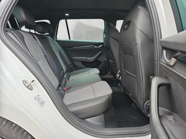 Skoda Octavia Combi 1.5 TSI mHEV 110 kW Sportline eTSI DSG Pano AHK 