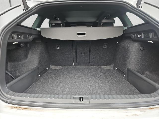 Skoda Octavia Combi 1.5 TSI mHEV 110 kW Sportline eTSI DSG Pano AHK 