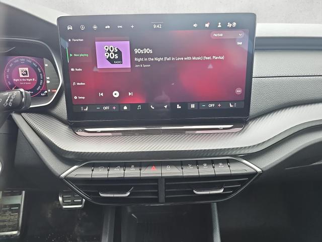 Skoda Octavia Combi 1.5 TSI mHEV 110 kW Sportline eTSI DSG Pano AHK 