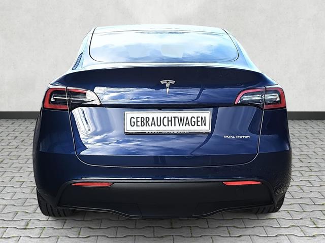 Tesla Model Y Long Range 19 Zoll Gemini 