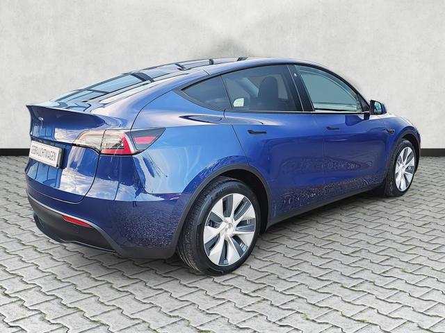 Tesla Model Y Long Range 19 Zoll Gemini 