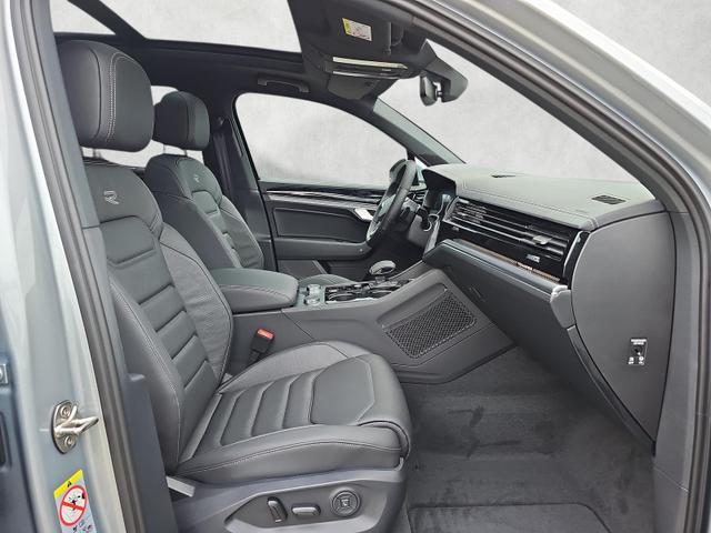 Volkswagen Touareg 3.0 TDI 210 kW 4Motion R-Line V6 / AHK Pano 