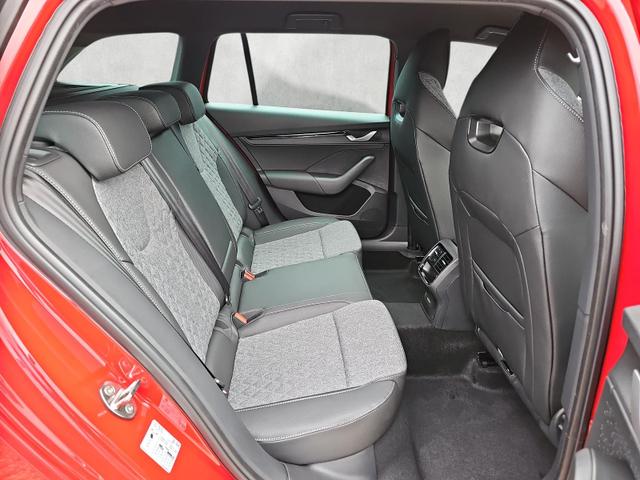 Skoda Octavia Combi 2.0 TSI DSG 150 kW 4x4 Sportline AHK Kessy 