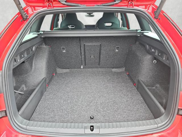 Skoda Octavia Combi 2.0 TSI DSG 150 kW 4x4 Sportline AHK Kessy 