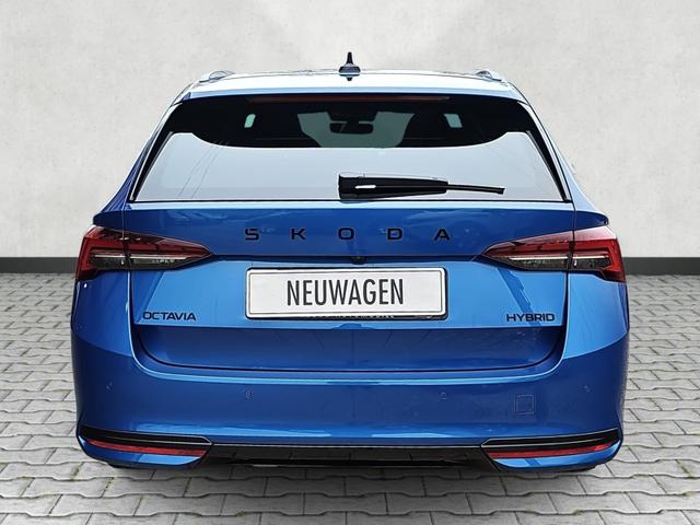 Skoda Octavia Combi 1.5 TSI mHEV 110 kW Sportline eTSI DSG Pano AHK 