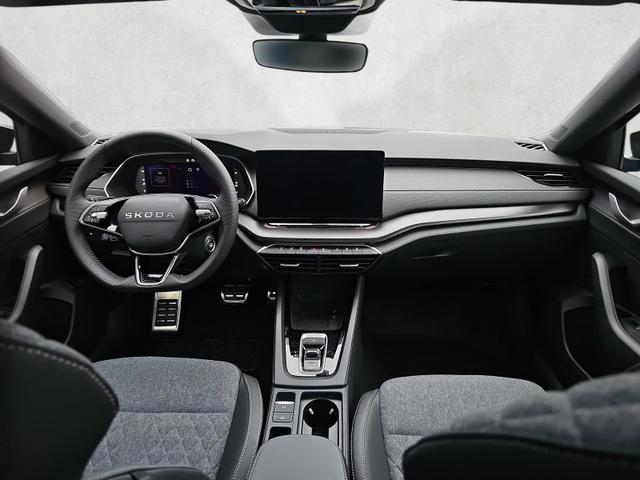 Skoda Octavia Combi 1.5 TSI mHEV 110 kW Sportline eTSI DSG Pano AHK 
