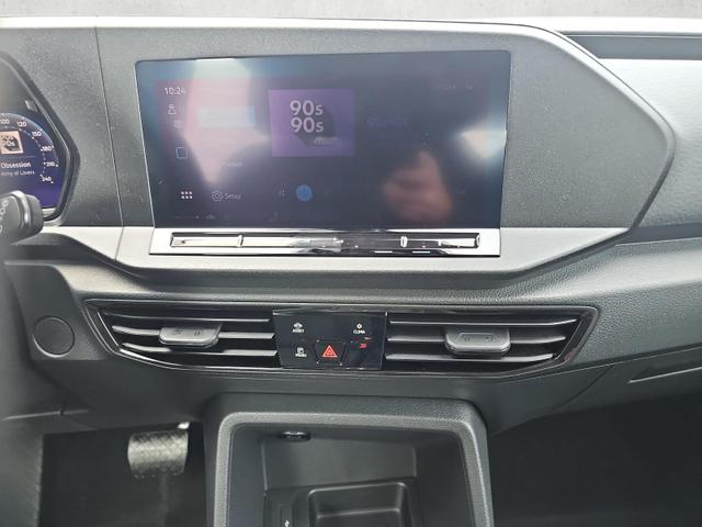 Volkswagen Caddy Maxi Basis 1.5 TSI DSG 7-Sitzer / AppCon AHK 