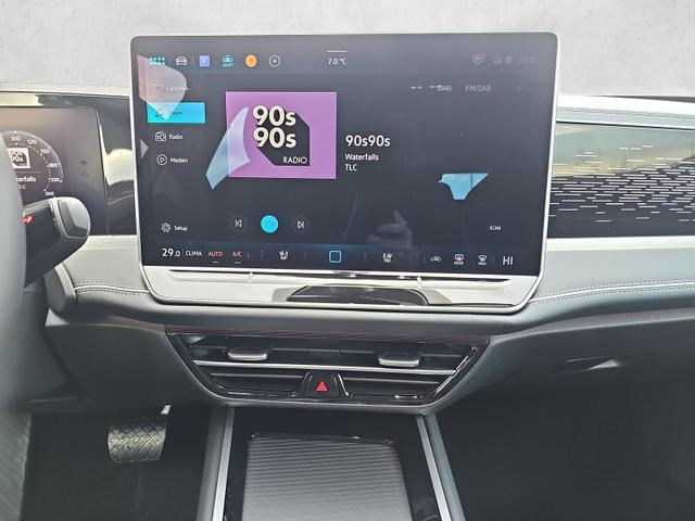 Volkswagen Passat Variant 2.0 TDI 110 kW Elegance DSG IQ.Light AHK 