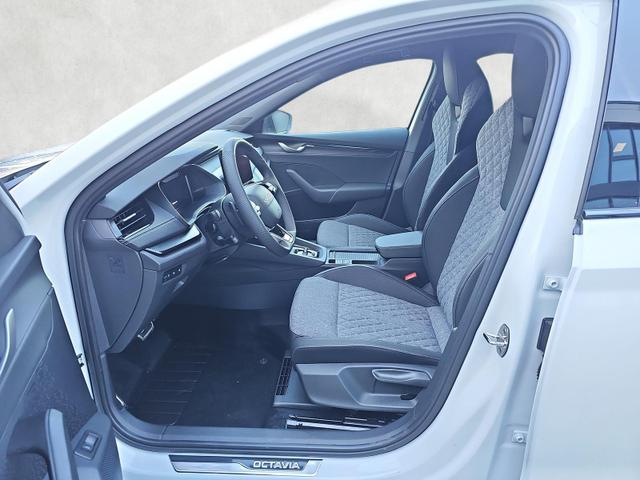 Skoda Octavia Combi 1.5 TSI mHEV 110 kW Sportline eTSI DSG Matrix AHK 