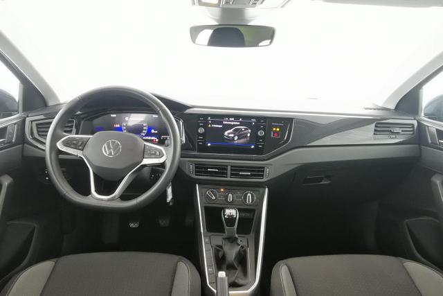 Volkswagen Polo LIFE 1.0 TSI / LED AppConnect&AppleCarPla 