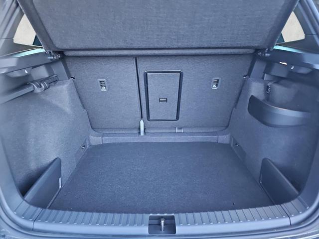 Skoda Karoq Sportline 1.5 TSI DSG / Navi ACC Kessy 