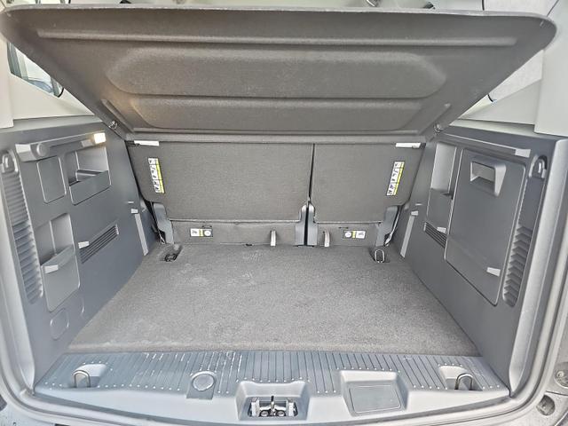 Ford Tourneo Courier Titanium 1.0 EB Autom. / AHK 