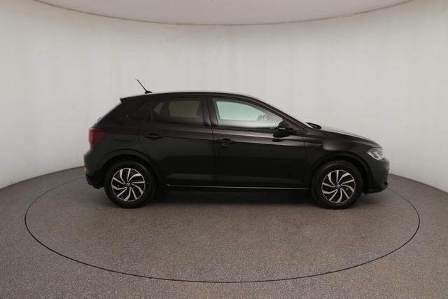 Volkswagen Polo LIFE 1.0 TSI / LED AppConnect&AppleCarPla 
