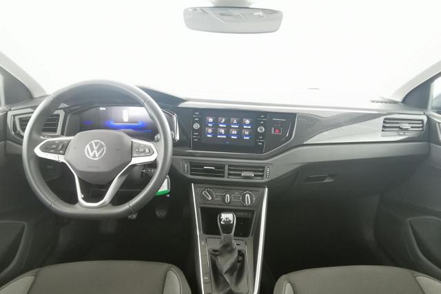 Volkswagen Polo LIFE 1.0 TSI / LED AppConnect&AppleCarPla 