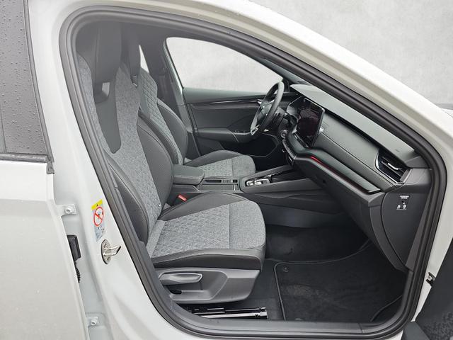 Skoda Octavia Combi 2.0 TSI 150 kW 4x4 Sportline DSG / Matrix 